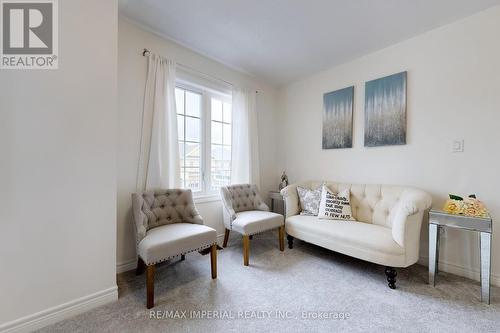 30 Pietrowski Drive, Georgina (Keswick North), ON - Indoor Photo Showing Living Room