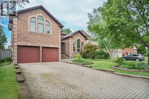 54 Cityview Circle E, Barrie (Holly), ON - Outdoor