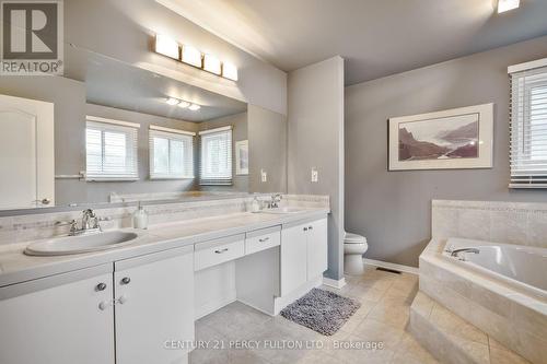 54 Cityview Circle E, Barrie (Holly), ON - Indoor Photo Showing Bathroom