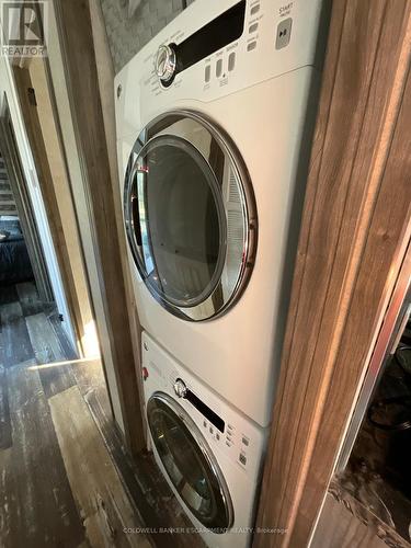 10 Oak - 4449 Milburough Line, Burlington, ON - Indoor Photo Showing Laundry Room