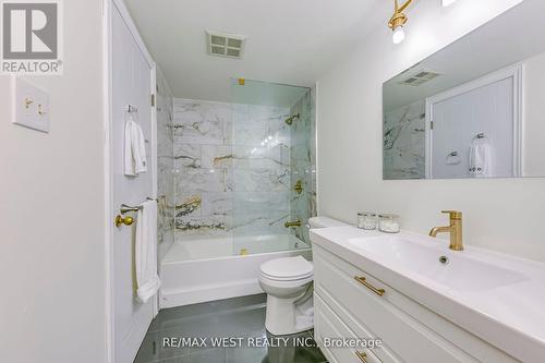 1114 - 95 Trailwood Drive, Mississauga (Hurontario), ON - Indoor Photo Showing Bathroom