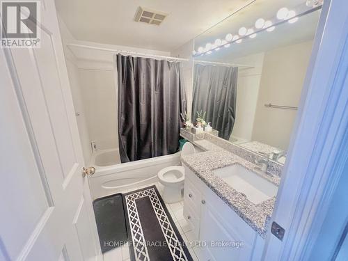 210 - 22 Hanover Road, Brampton, ON - Indoor Photo Showing Bathroom