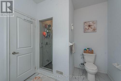 17 Bachelor Street, Brampton (Northwest Brampton), ON - Indoor Photo Showing Bathroom