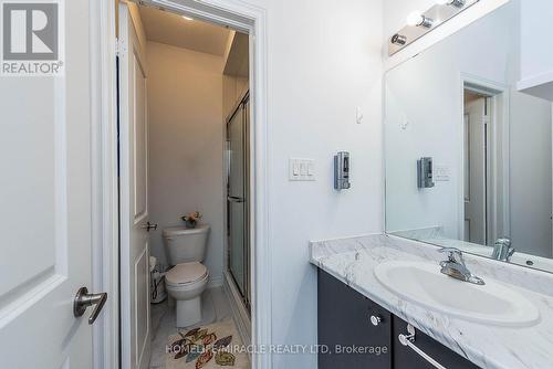 17 Bachelor Street, Brampton (Northwest Brampton), ON - Indoor Photo Showing Bathroom