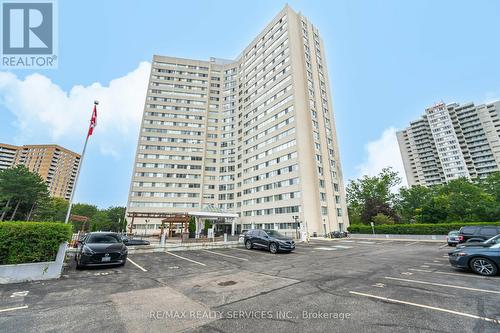 1001 - 3695 Kaneff Crescent, Mississauga (Mississauga Valleys), ON - Outdoor With Facade