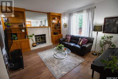 906 Nesslin Crescent, Saskatoon, SK - Indoor Photo Showing Living Room With Fireplace