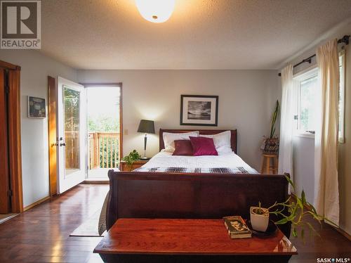 906 Nesslin Crescent, Saskatoon, SK - Indoor Photo Showing Bedroom