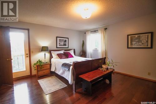 906 Nesslin Crescent, Saskatoon, SK - Indoor Photo Showing Bedroom