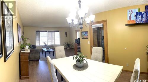 906 Nesslin Crescent, Saskatoon, SK - Indoor Photo Showing Dining Room