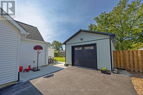 6273 Stone Church Road, Central Elgin, ON - Outdoor With Exterior