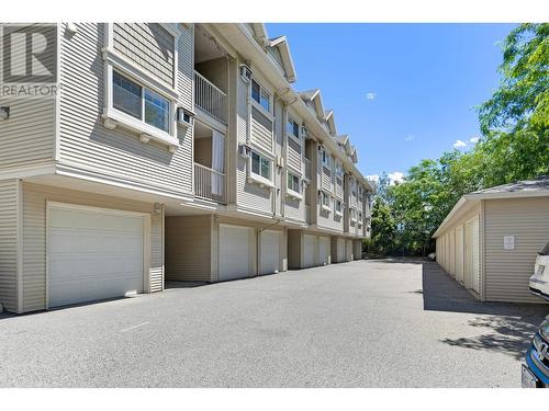 1390 Dilworth Crescent Unit# 110, Kelowna, BC - Outdoor With Exterior