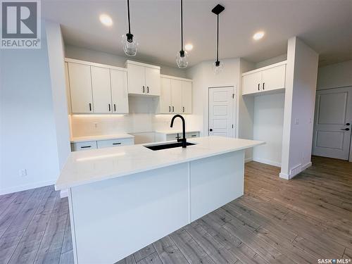 174 Schmeiser Lane, Saskatoon, SK - Indoor Photo Showing Kitchen