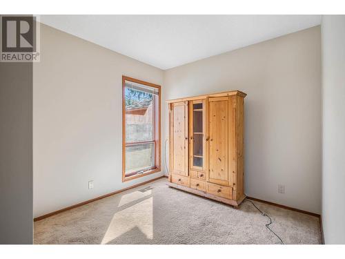 4977 Elliot Road, Peachland, BC 