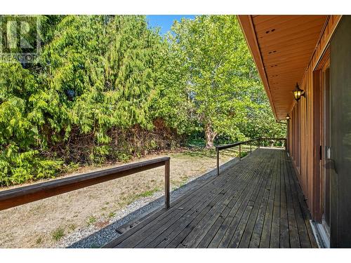 4977 Elliot Road, Peachland, BC 