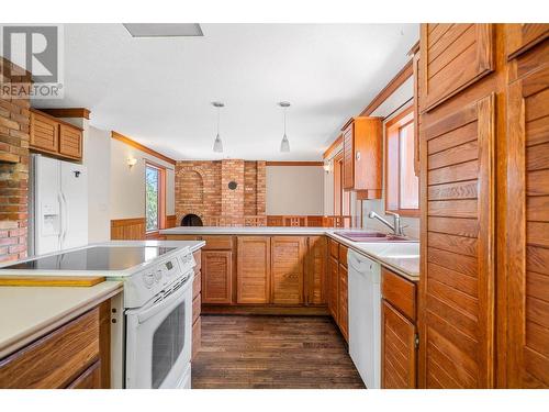 4977 Elliot Road, Peachland, BC 