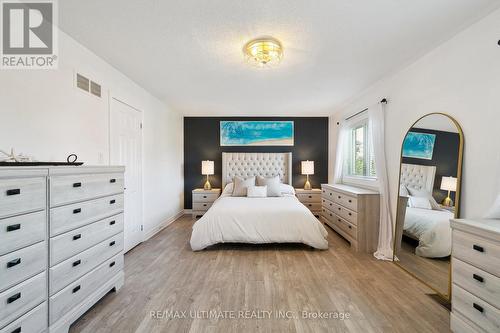 6794 Lisgar Drive, Mississauga, ON - Indoor Photo Showing Bedroom