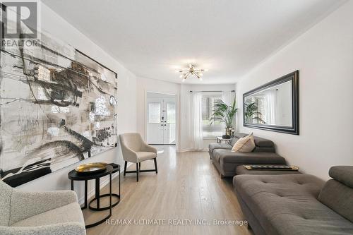 6794 Lisgar Drive, Mississauga (Lisgar), ON - Indoor Photo Showing Living Room