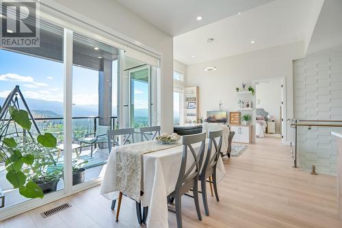 1495 Fairwood Lane, Kelowna, BC - Indoor Photo Showing Dining Room