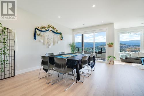 1495 Fairwood Lane, Kelowna, BC - Indoor Photo Showing Dining Room