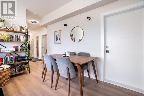 1495 Fairwood Lane, Kelowna, BC - Indoor Photo Showing Dining Room