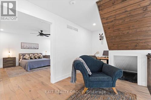 129 Viewmount Avenue, Trent Hills (Campbellford), ON - Indoor Photo Showing Bedroom