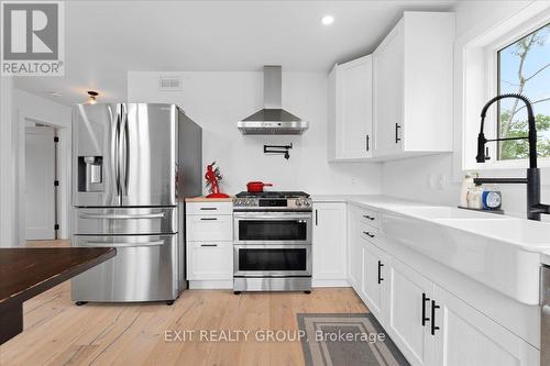 129 Viewmount Avenue, Trent Hills (Campbellford), ON - Indoor Photo Showing Kitchen