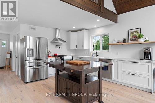 129 Viewmount Avenue, Trent Hills (Campbellford), ON - Indoor Photo Showing Kitchen