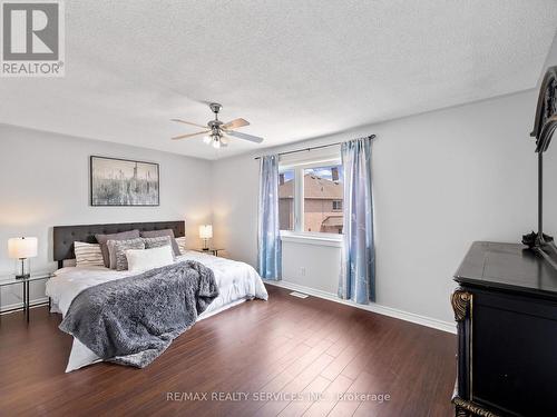 33 Echoridge Drive, Brampton (Fletcher'S Meadow), ON - Indoor Photo Showing Bedroom