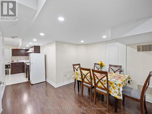 33 Echoridge Drive, Brampton (Fletcher'S Meadow), ON - Indoor Photo Showing Dining Room