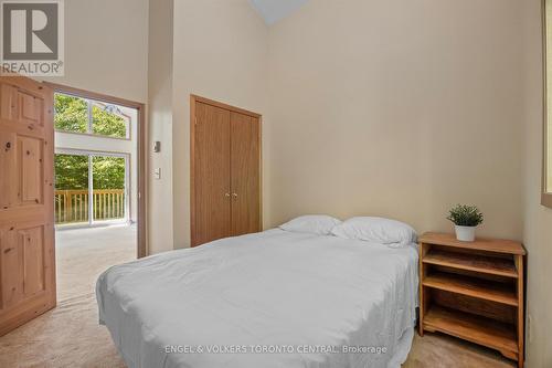 13 Hickory Crescent, Seguin, ON - Indoor Photo Showing Bedroom