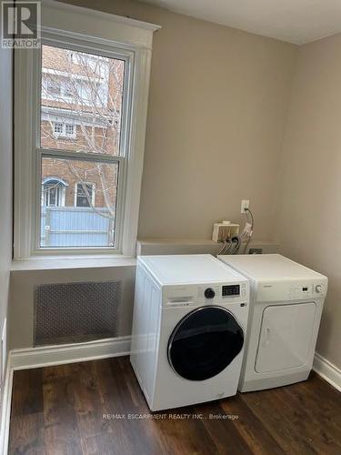 4 - 815 Main Street E, Hamilton, ON - Indoor Photo Showing Laundry Room