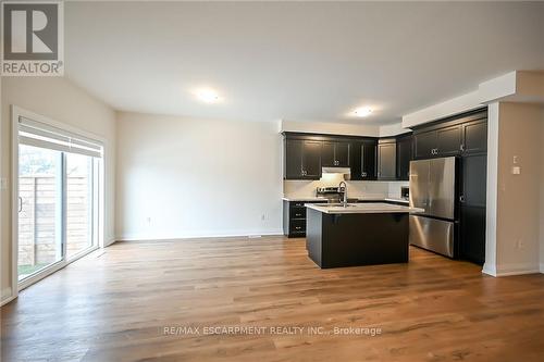 14 Bayberry Lane, Hamilton, ON - Indoor Photo Showing Kitchen With Stainless Steel Kitchen