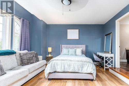 240 Cloverleaf Drive, Hamilton, ON - Indoor Photo Showing Bedroom