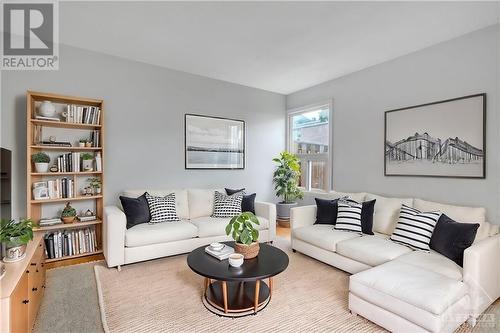 3415 Uplands Drive Unit#99, Ottawa, ON - Indoor Photo Showing Living Room