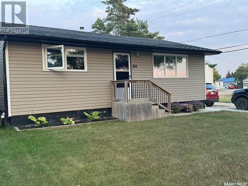 816 14Th Street, Humboldt, SK - Outdoor