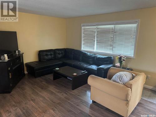 816 14Th Street, Humboldt, SK - Indoor Photo Showing Living Room