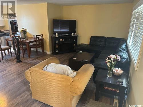 816 14Th Street, Humboldt, SK - Indoor Photo Showing Living Room