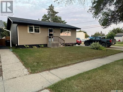 816 14Th Street, Humboldt, SK - Outdoor