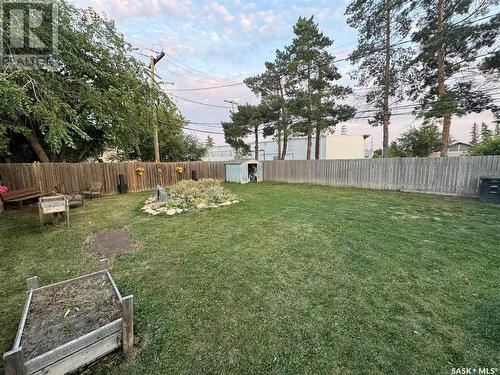 816 14Th Street, Humboldt, SK - Outdoor With Backyard