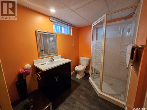 5730 2Nd Avenue N, Regina, SK - Indoor Photo Showing Bathroom