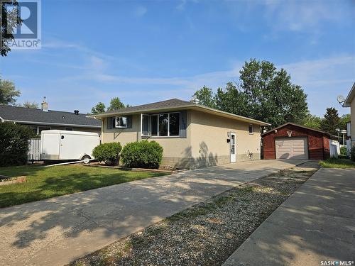 5730 2Nd Avenue N, Regina, SK - Outdoor