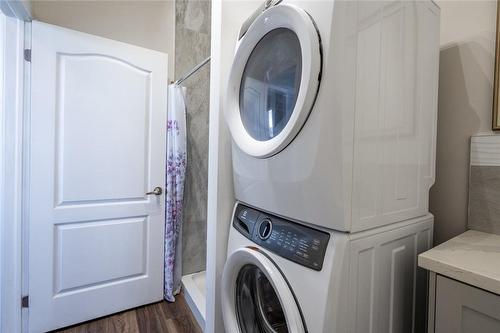 4 Barton Street|Unit #301, Hamilton, ON - Indoor Photo Showing Laundry Room