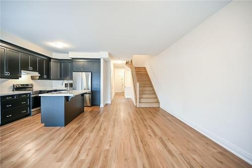 14 Bayberry Lane, Hamilton, ON - Indoor Photo Showing Kitchen With Upgraded Kitchen