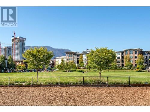 625 Rowcliffe Avenue Unit# 205, Kelowna, BC - Outdoor