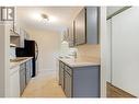 625 Rowcliffe Avenue Unit# 205, Kelowna, BC  - Indoor Photo Showing Kitchen 