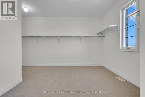 26 Hearn Street, Bradford West Gwillimbury, ON - Indoor With Storage