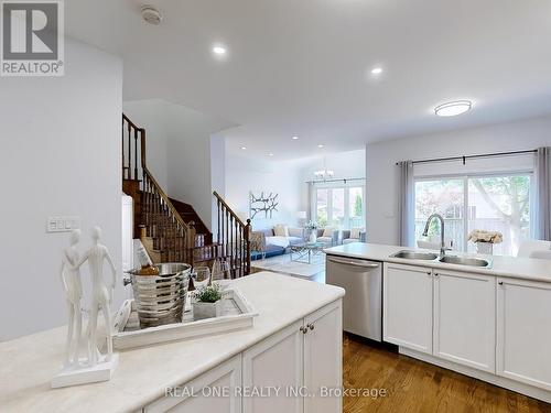 125 Goldenwood Cres Crescent, Markham, ON - Indoor Photo Showing Kitchen With Double Sink