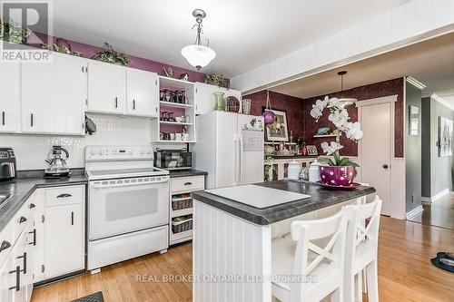 1519 1 Line N, Oro-Medonte, ON - Indoor Photo Showing Kitchen