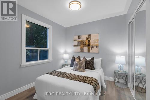 1018 West Avenue, Mississauga, ON - Indoor Photo Showing Bedroom