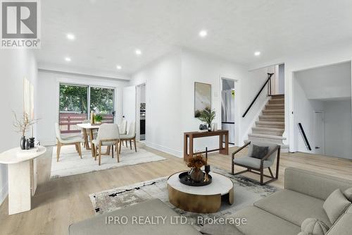 4209 Bloor Street W, Toronto, ON - Indoor Photo Showing Living Room